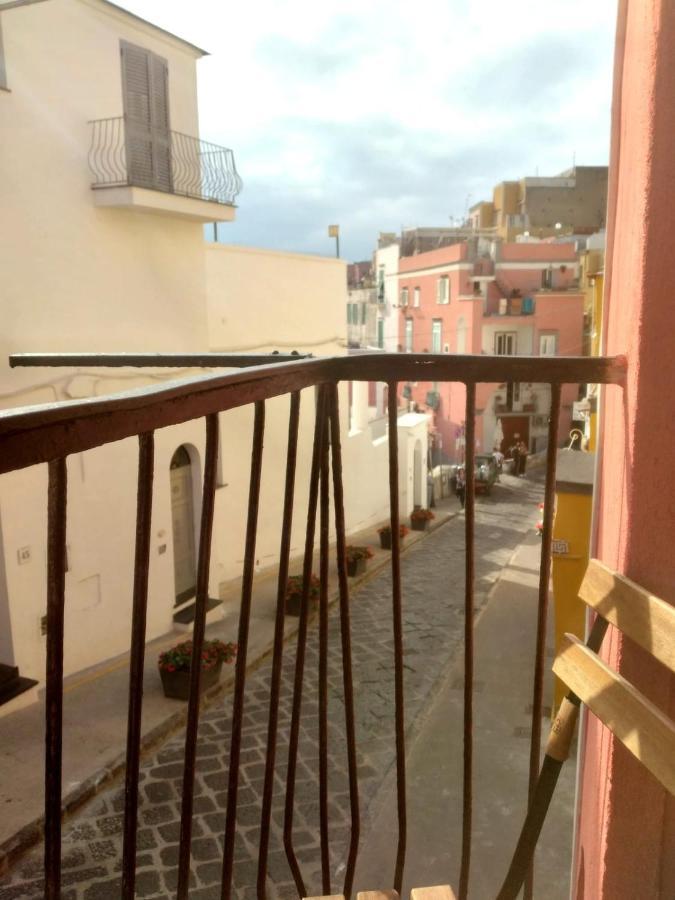 דירות פרוסידה Casa Adriano מראה חיצוני תמונה